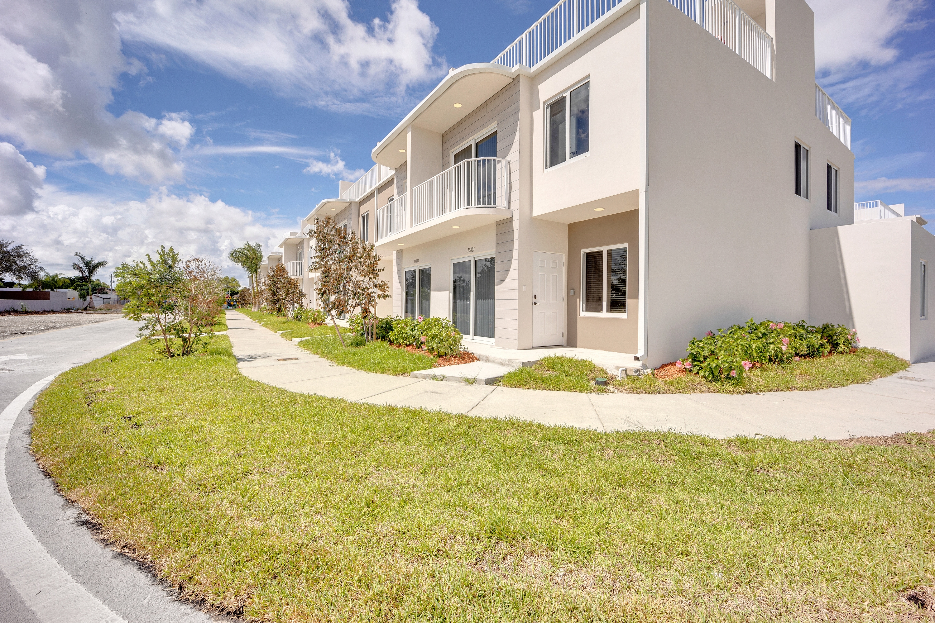 13825 SW 262 LN